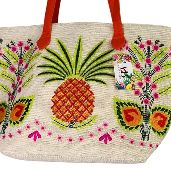 AMERICA & BEYOND PINEAPPLE EMBELLISHED TOTE - Picture 7 of 7